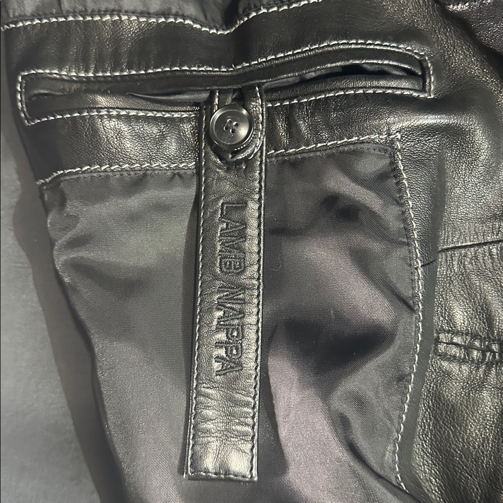 Hugo Boss Men’s Black Lamb Nappa Leather Jacket - Picture 4 of 6